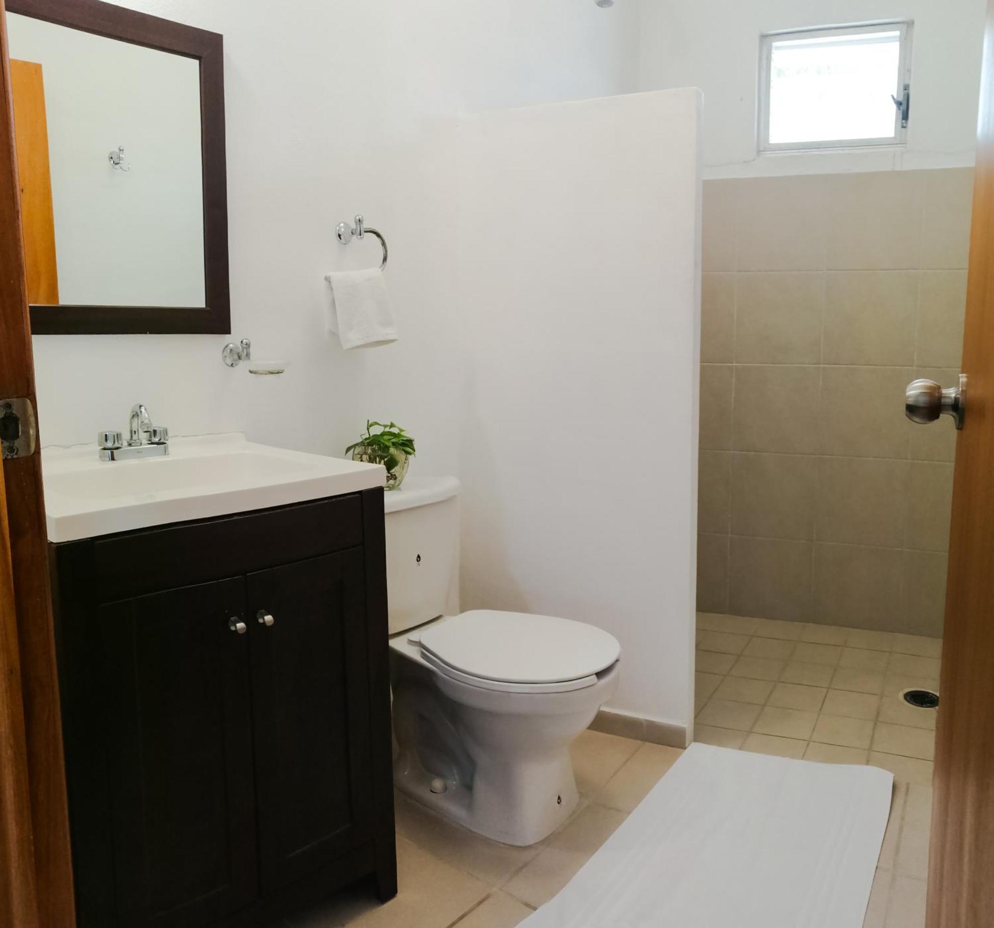 Azul Mar Diving And Lodge 푸에르토 모렐로스 외부 사진